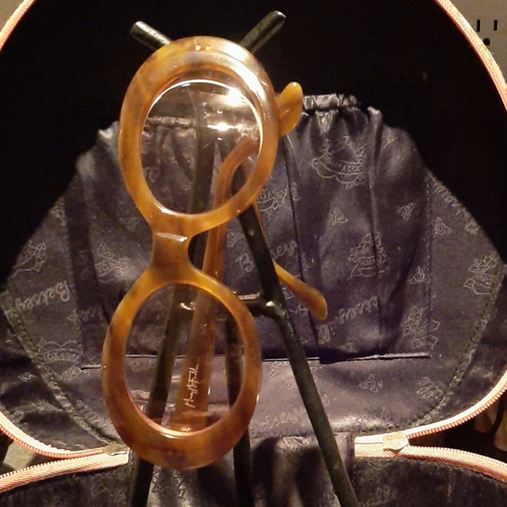 Vintage Frames Only